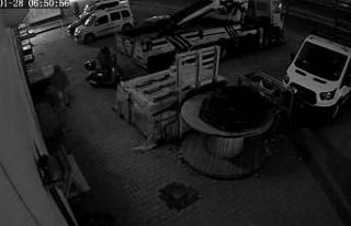 Mardin’de motosiklet hırsızlığı kamerada