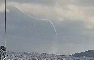 Marmaris Körfezi’nde hortum paniği