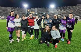 Marmaris’te kadınlardan 9 yıllık futbol geleneği
