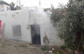 Mersin’de ev yangını: Bir ev kullanılamaz hale...