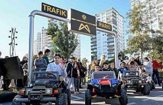 Mersin’deki Trafik Parkı çocukların akınına...
