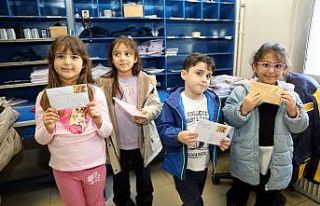 Minik ellerden büyük mutluluk: Anaokulu öğrencileri...