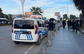 Motosikletin çarptığı yaya yaralandı