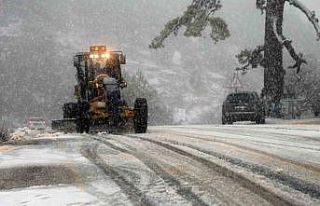 Muğla’nın yüksek kesimlerinde kar yağışı...