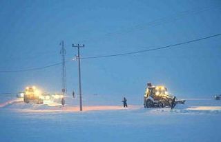 Muş’ta 121 köy yolu ulaşıma kapandı
