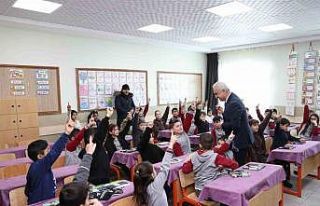 Muş’ta 96 bin 800 öğrenci karne sevinci yaşadı