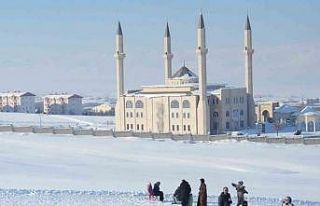 Muş’ta kayak sezonu açıldı