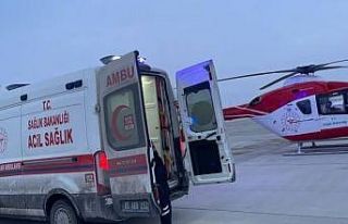 Muş’ta solunum sıkıntısı yaşayan bebek Van’a...