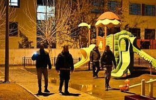 Narkotik ekiplerinden şok uygulama