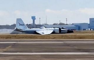 NASA’ya ait araştırma uçağı arıza nedeniyle...