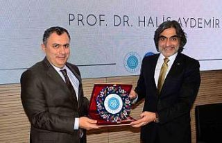 NEÜ’de "Modern Dünyada Duruş Sahibi Olmak"...