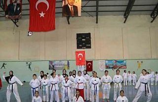 Oltu’da taekwondo kuşak sınavı heyecanı