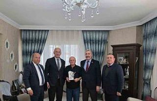 Ömrünü öğrencilerine adayan Varol öğretmen...