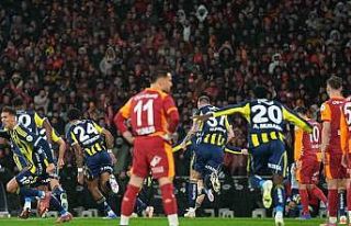 Oosterwolde, bu sezon ilk golünü Galatasaray’a...