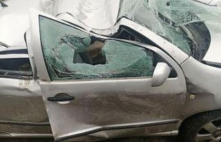 Otomobil şarampole yuvarlandı: Bangladeş uyruklu...