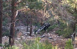 Otomobil uçuruma yuvarlandı, çocuk sürücü hayatını...