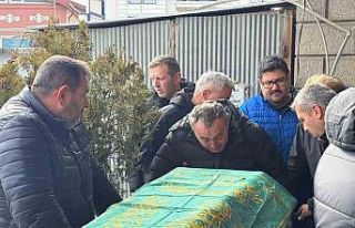 Otoyoldaki feci kazada ölen genç son yolculuğuna...