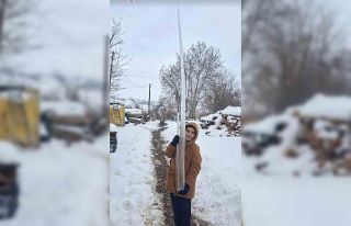 Palu’daki buz sarkıtları görenleri şaşırttı