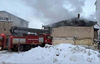 Paniğe neden olan yangın büyümeden söndürüldü