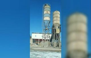 Parasını alamadığını iddia eden işçi siloya...