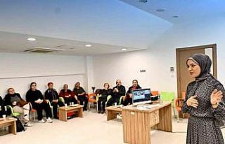 Parkinson Akademi üyelerine yaşam tarzı eğitimi