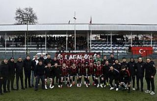 Pazaryeri derbisinin kazananı Karaköyspor oldu