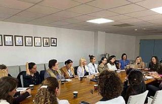 Prof. Dr. Feyza Umay Koç: "Anne sütü bebeğin...