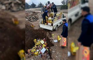 Raflarda satılmayı bekleyen 465 kilogram ürün...