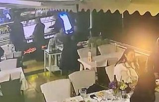 Restorana silahlı saldırının görüntüleri ortaya...
