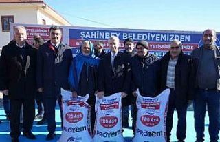 Şahinbey Belediyesinden hayvan yetiştiricilerine...