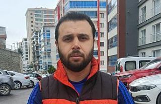 Sahipsiz köpeklerin saldırısından kaçmak isterken...