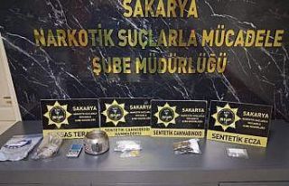 Sakarya’da 15 kilo bonzai üretilebilecek hammadde...