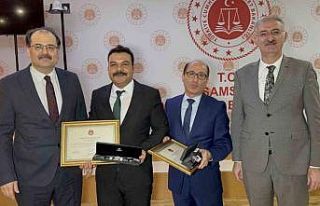 Samsun’da başarılı hâkimlere Adalet Başarı...