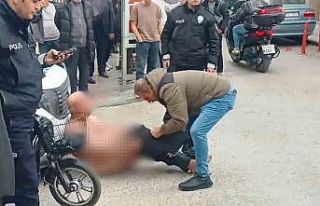 Samsun’da çıplak halde caddede dolaşan şahıs...