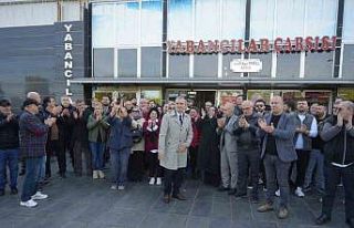 Samsunlu esnafın "ucuzluk çadırları"...