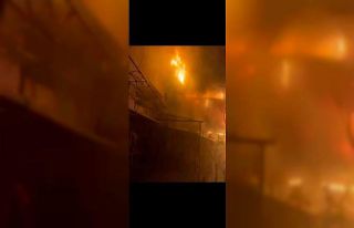 Sancaktepe’de ahşap baraka yangını korkuttu