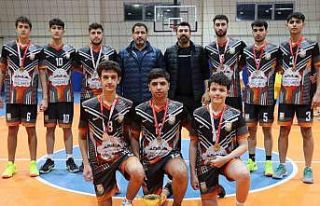Şanlıurfa Büyükşehir Belediyesi voleybolda il...