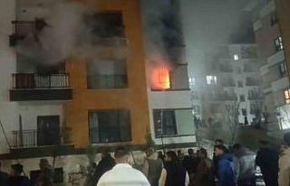 Şanlıurfa’da yangın paniği: Mahsur kalanları...