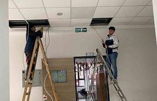 Sarıgöl’ün en büyük okulu klimalarla donatılıyor