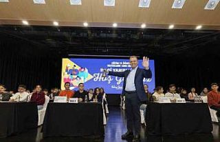 Seçer: "Mersin, eğitimli gençlerle daha da...