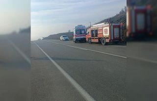 Sinop’ta kontrolden çıkan otomobil şarampole...