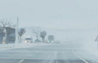 Sivas’ta 800 yerleşim yeriyle araç ulaşımı...