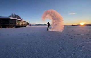 Sivas’ta kar ve dondurucu soğuk renkli görüntüler...