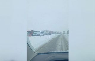 Sivas’ta ulaşıma kar engeli: Sivas-Malatya ve...