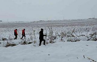 Şizofreni hastası kayıp kadını arama çalışmaları...