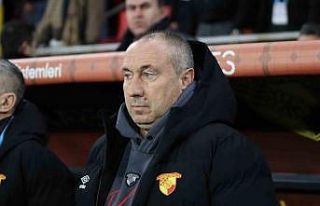 Stanimir Stoilov: "İki oyuncumuzun cezalı duruma...