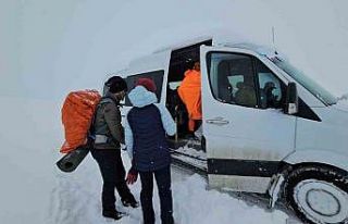 Süphan Dağı’nda mahsur kalan dağcılar kurtarıldı