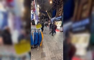 Tarihi Kapalı Çarşı’da çatılar uçtu