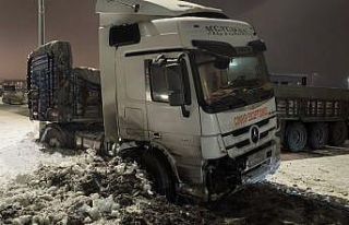 Tatvan-Bitlis karayolunda trafik kazası: 1 yaralı