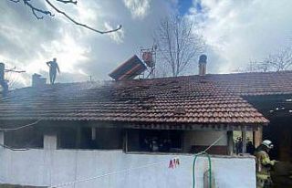 Tek yaşayan adamın evi küle döndü